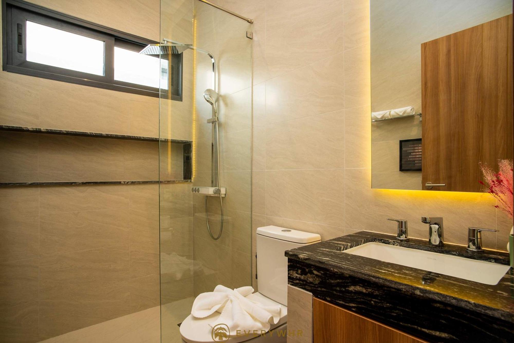 Villa Nayara - Sophisticated 4Br Getaway With Private Pool And Concierge シャロン エクステリア 写真